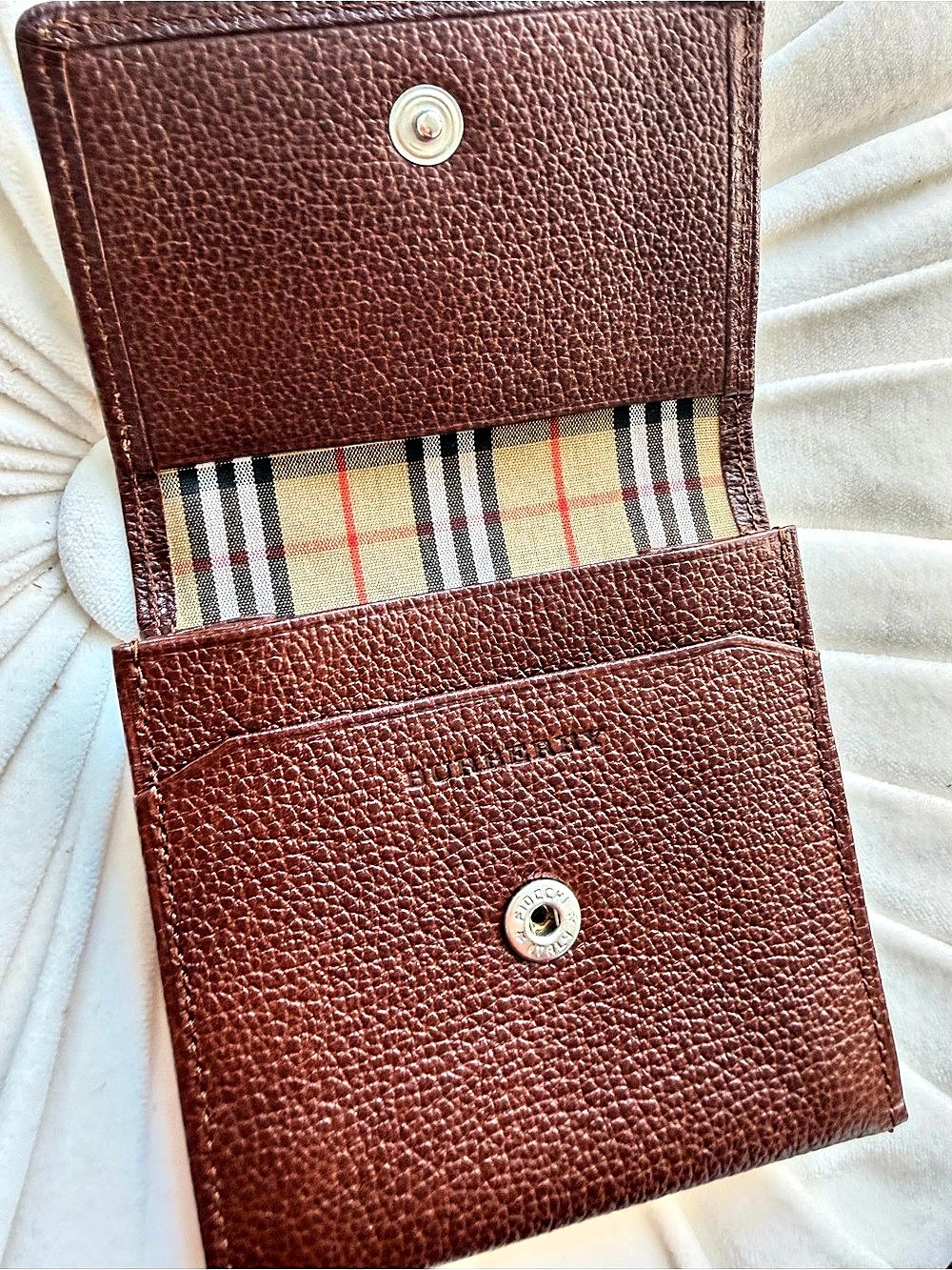Burberry Plaid Lined Brown Wallet Like New